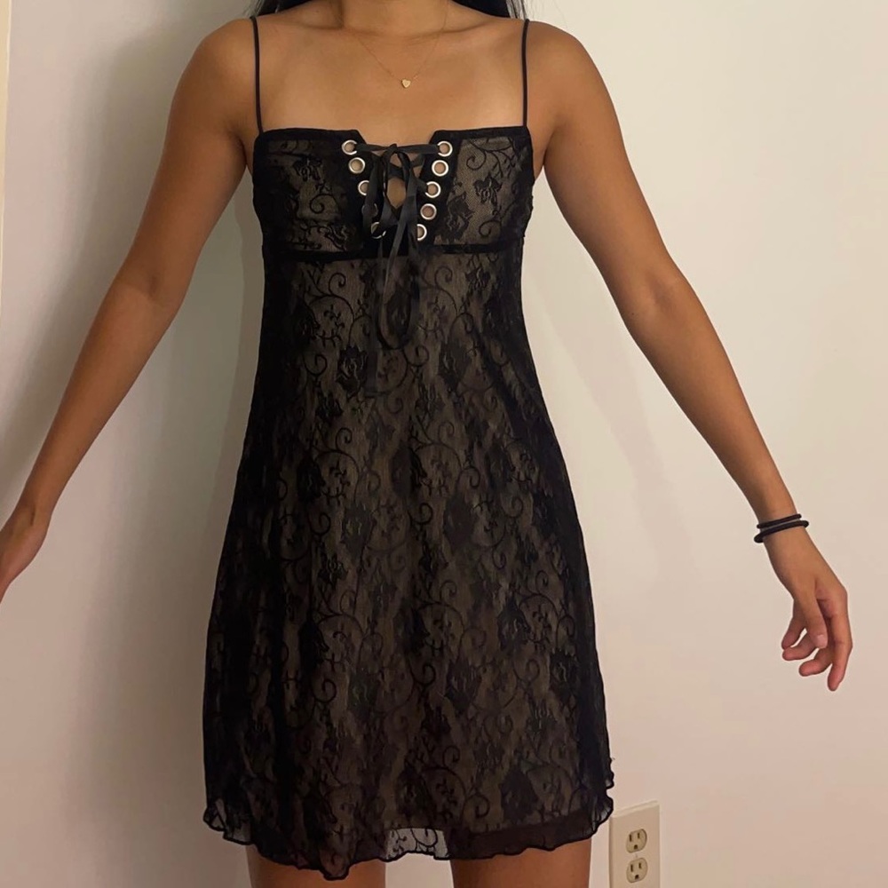 LACE DRESS